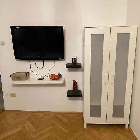 Old Town Central Studio 23 Bucharest Exterior photo